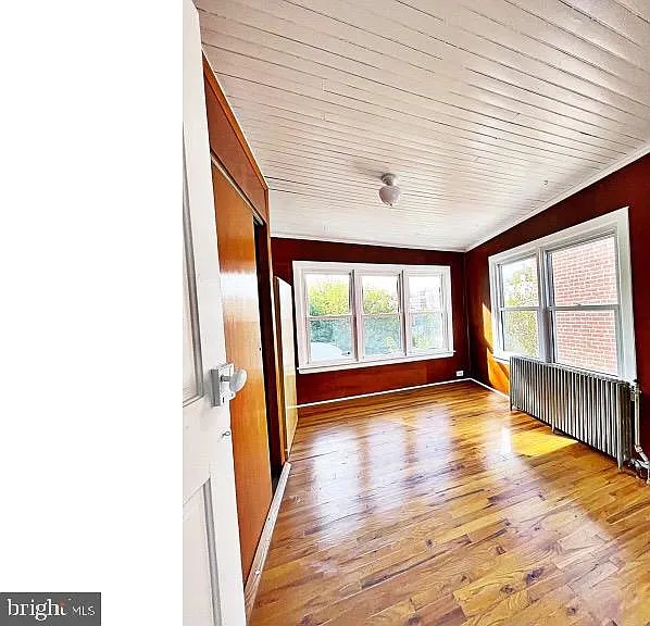 1110 Maple St — Photo 6