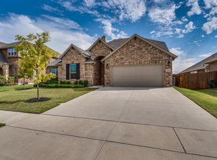 3202 Paisley Dr, Midlothian, TX 76065