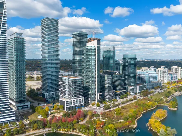 70 Annie Craig Dr #414, Toronto, ON M8V 0G2