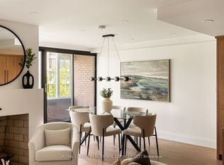 349 Saint Clair Ave W #402, Toronto, ON M5P 1N3