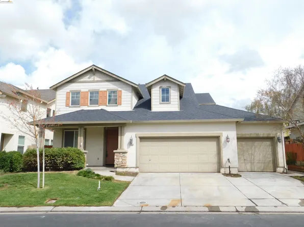 13303 Rivercrest Dr, Waterford, CA 95386