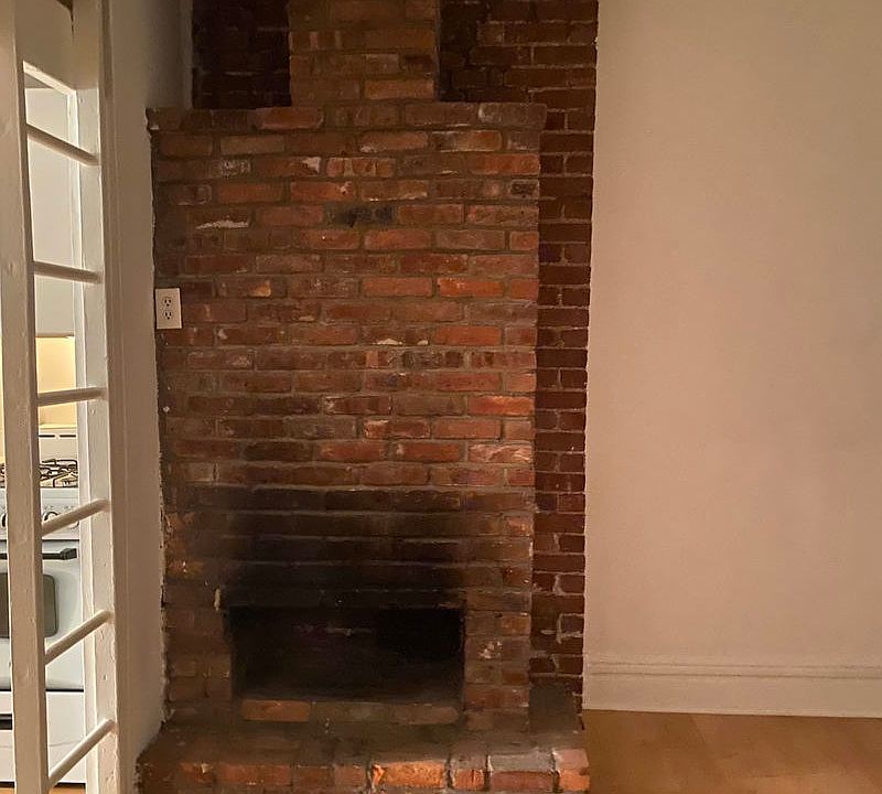 2nd image of 144 E 37th St APT 4R