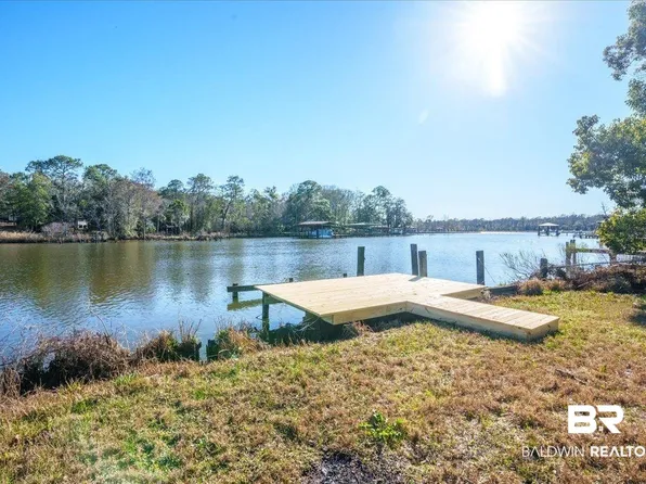 2327 S Dog River Dr, Mobile, AL 36605