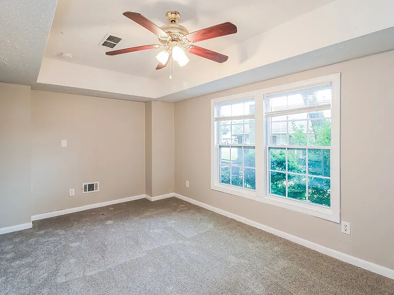 2112 Golfview Dr SE — Photo 13