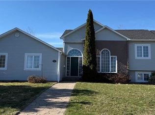 34 McAndrew St #32, Moncton, NB E1G4Z3