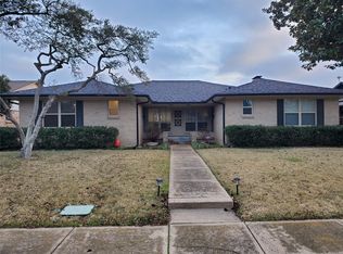 7422-7424 Walling Ln, Dallas, TX 75231