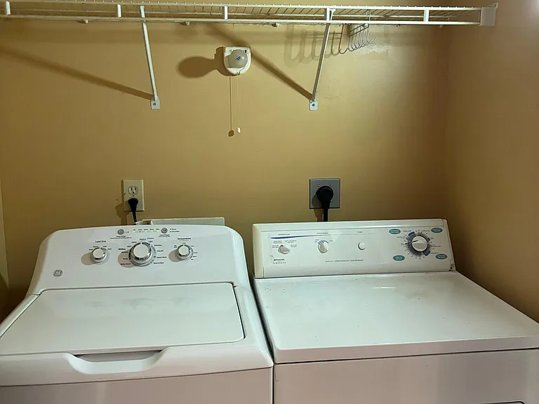 304 Brunswick Dr #B — Photo 20