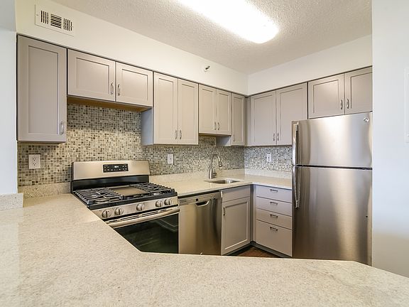 3rd image of 14 Nosband Ave APT 6G