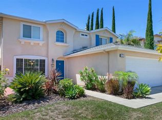 121 Gardenside Ct, Fallbrook, CA 92028