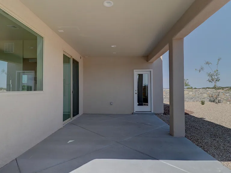 4607 Melrose Rd — Photo 26