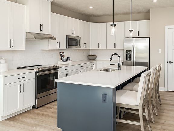 4th image of 2417 Radcliffe Dr Lot 512