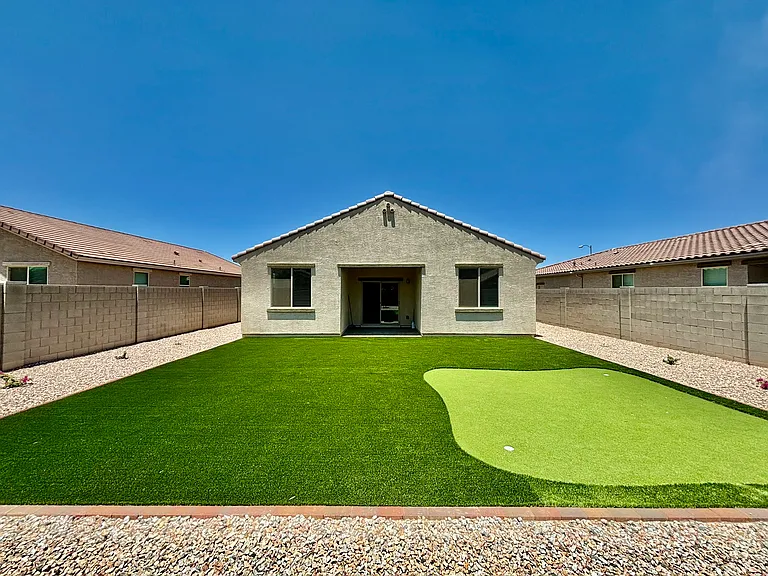 1549 E Kingman Pl — Photo 35
