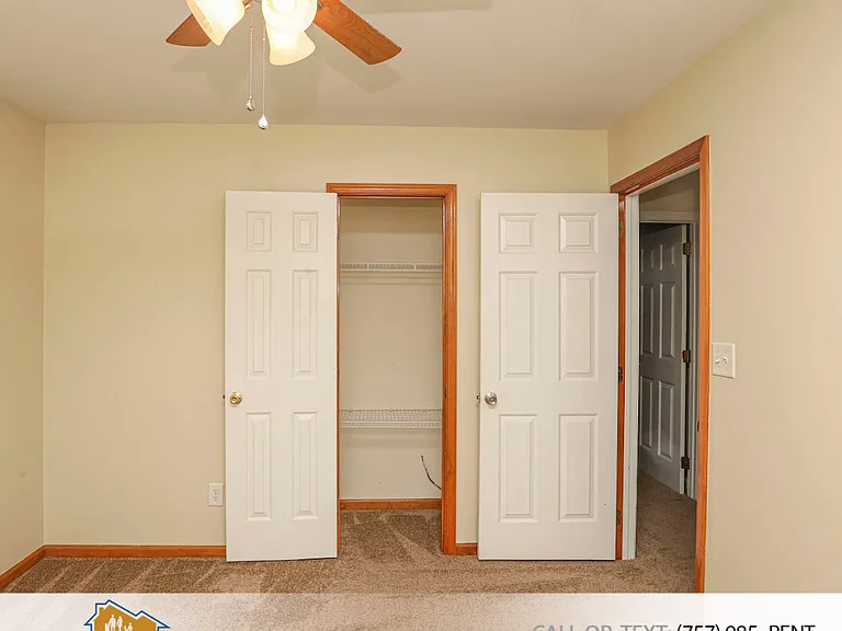 938 Churchill Ln — Photo 31