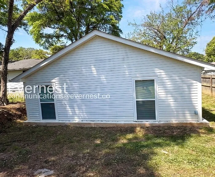 114 Blanton Ave — Photo 17