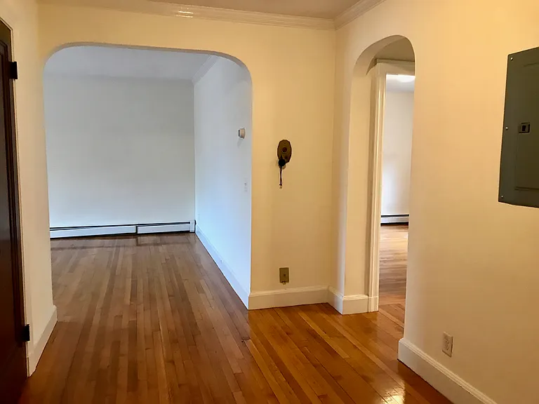 8 Mount Ida St #7 — Photo 13