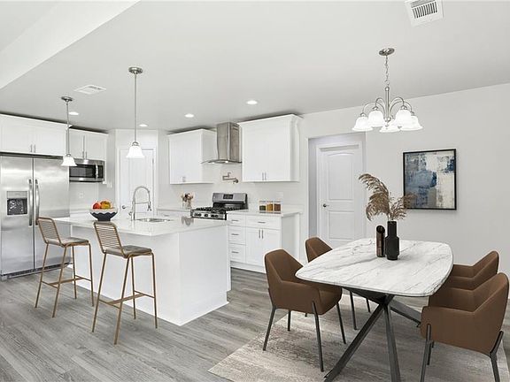3rd image of 2208 Peregrine Cir
