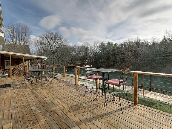 5th image of 5430 Glencrie Dr