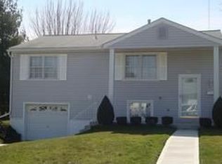 825 S Hillman Dr, Columbus, OH 43207