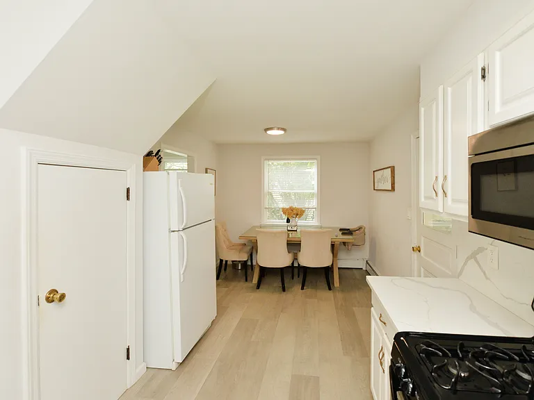 122 Strysko Ave — Photo 14