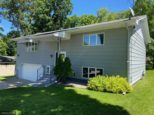 216 7th St SE, Long Prairie, MN 56347