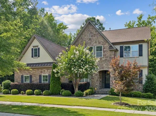 11412 Preservation Ln, Charlotte, NC 28278
