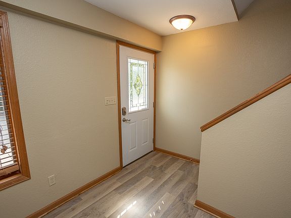 3rd image of 1015 Madison St #H