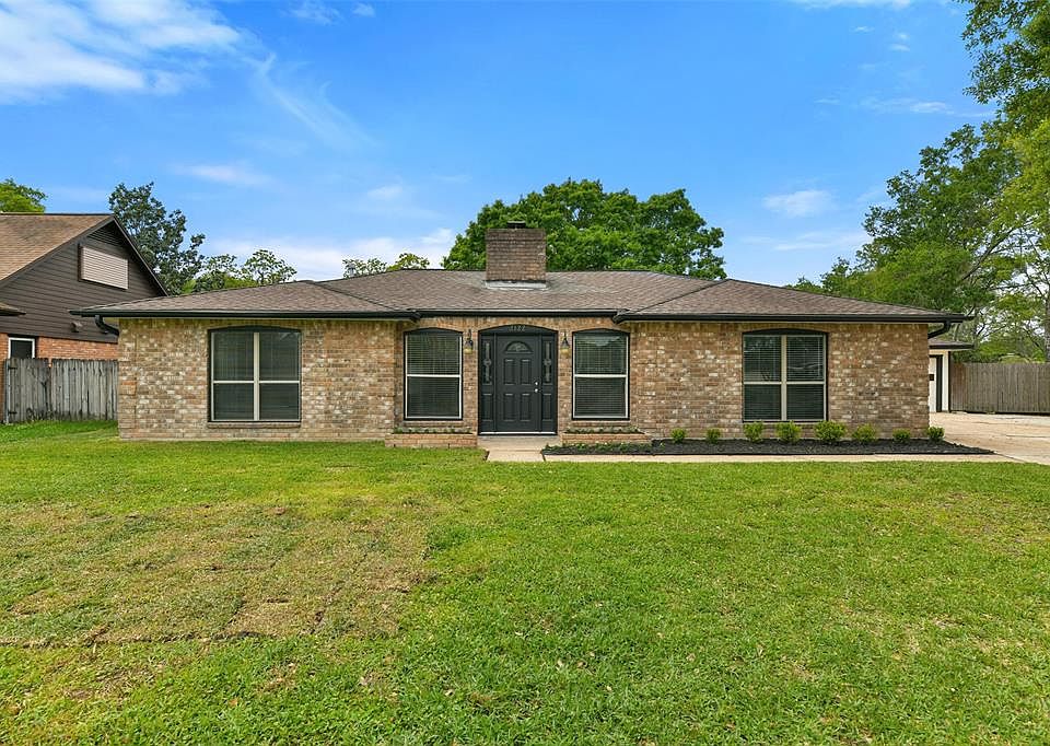 1st image of 2122 Yorktown Court