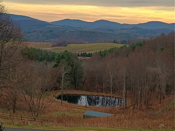 3rd image of 308 Hickory Mtn Road