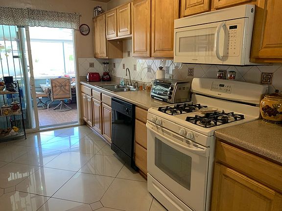 5th image of 4505 W Weldon Ave