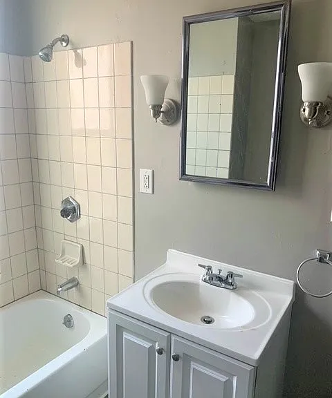 114 Huetter Ave #1 — Photo 15