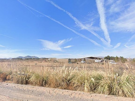 4th image of Pn Shiprock Rd