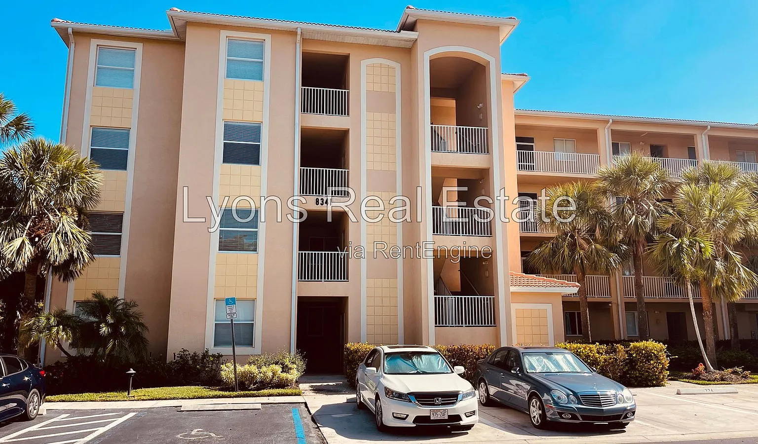3 bed, 2.0 bath, 1410 sqft, $1,295 — Photo 1