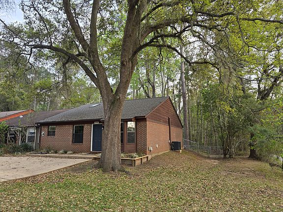 Front of house with side yard