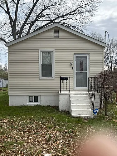 1820 Spencer Ave Photo 1