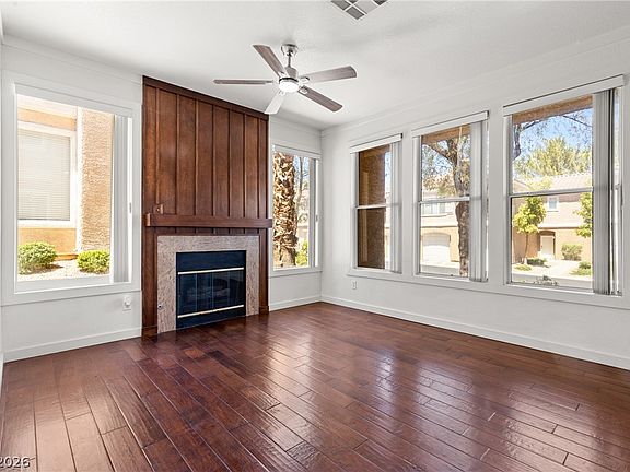 3rd image of 251 S Green Valley Pkwy Unit 2211