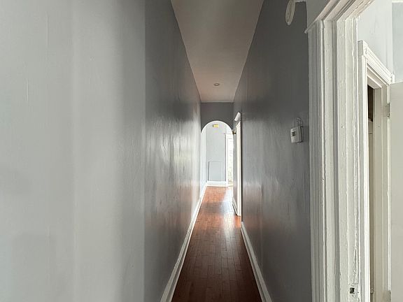 3rd image of 5434 Pine St Floor 1