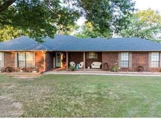 1504 Charmont Dr, Charleston, AR 72933