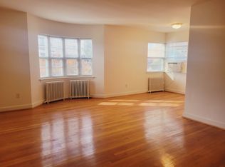 Wakefield Manor Apartments, Arlington, VA 22201
