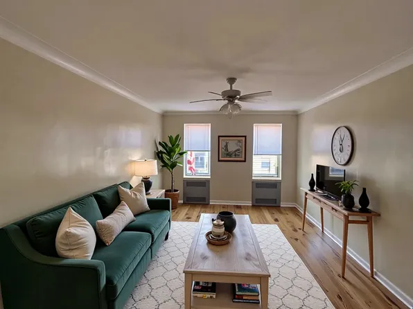 140-50 Ash Avenue image 1 of 1