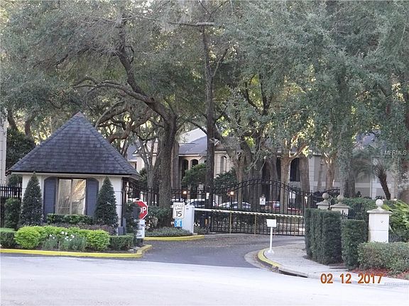 3rd image of 1055 Kensington Park Dr Unit 208