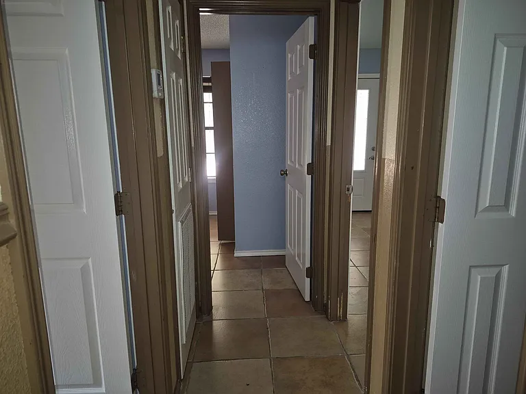 5178 Daleiden Dr — Photo 12
