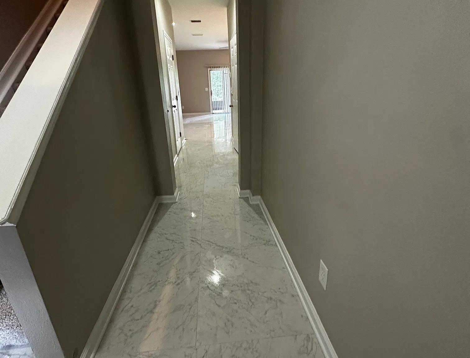 3 bed, 1480 sqft, $2,200 — Photo 4