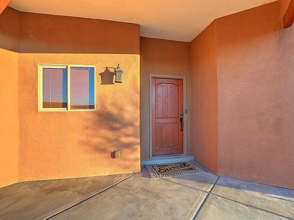 2nd image of 7748 Calle Comodo NE