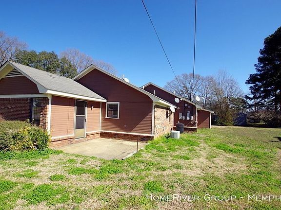 5th image of 201 Evelyn St #B