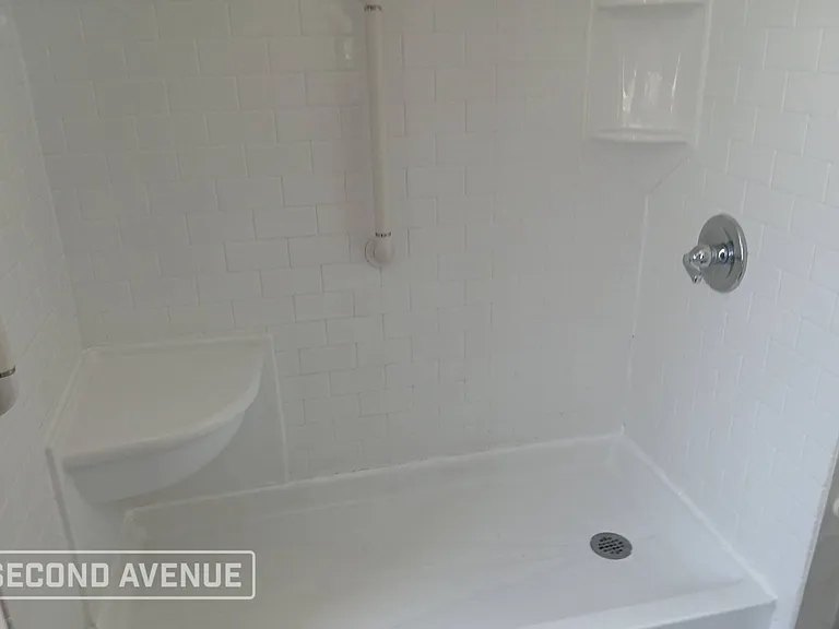 11512 Harvey Ave — Photo 9