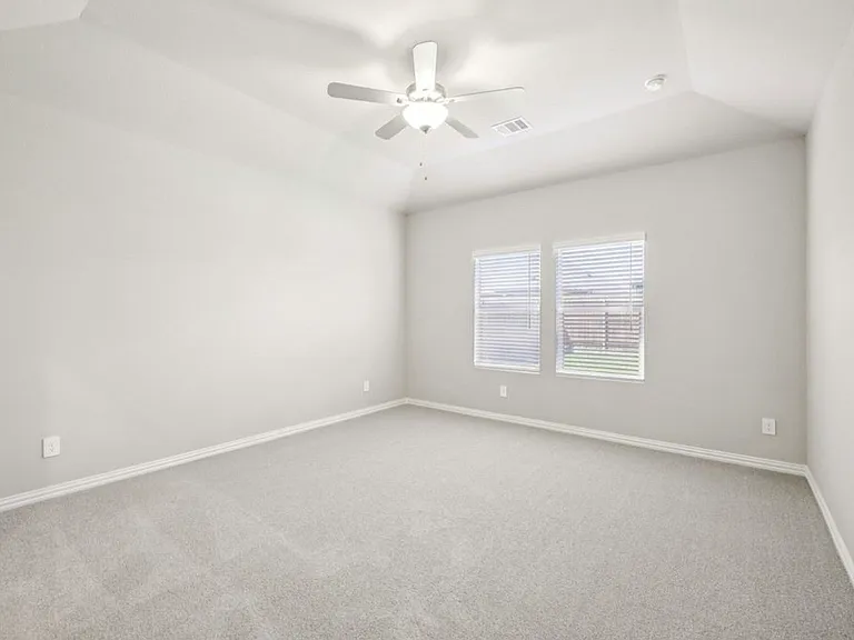 Copperwood Dr — Photo 5