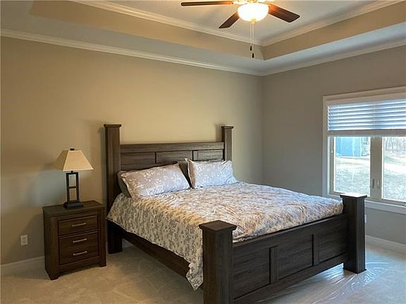 5th image of 4105 NE 88th St