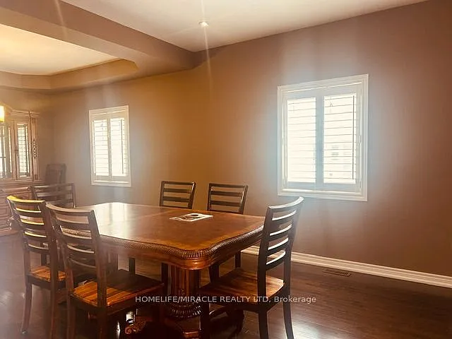 3 Lindyfalls Dr #UPPER LEVEL — Photo 9