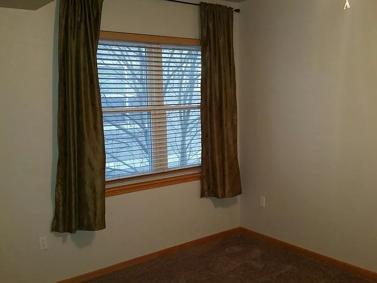 4245 Boardwalk Dr #B4 — Photo 7