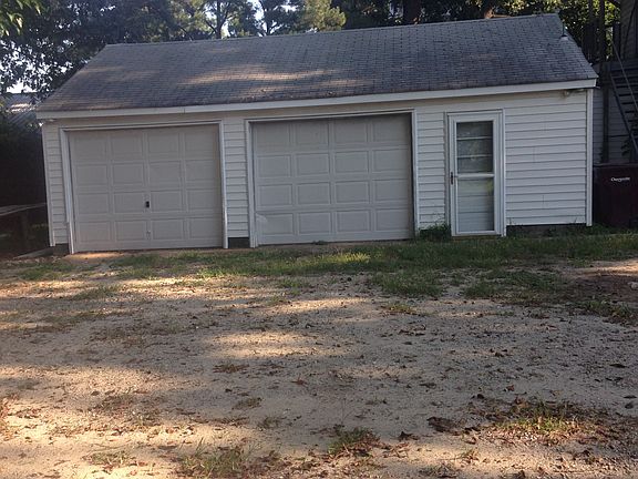 3rd image of 3808 Franklin St